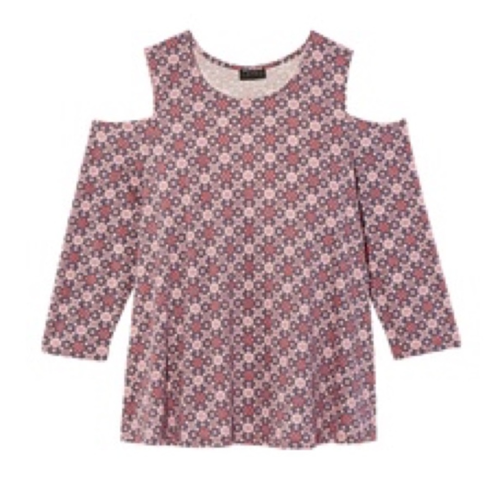 Cold shoulder ribbed knit blouse